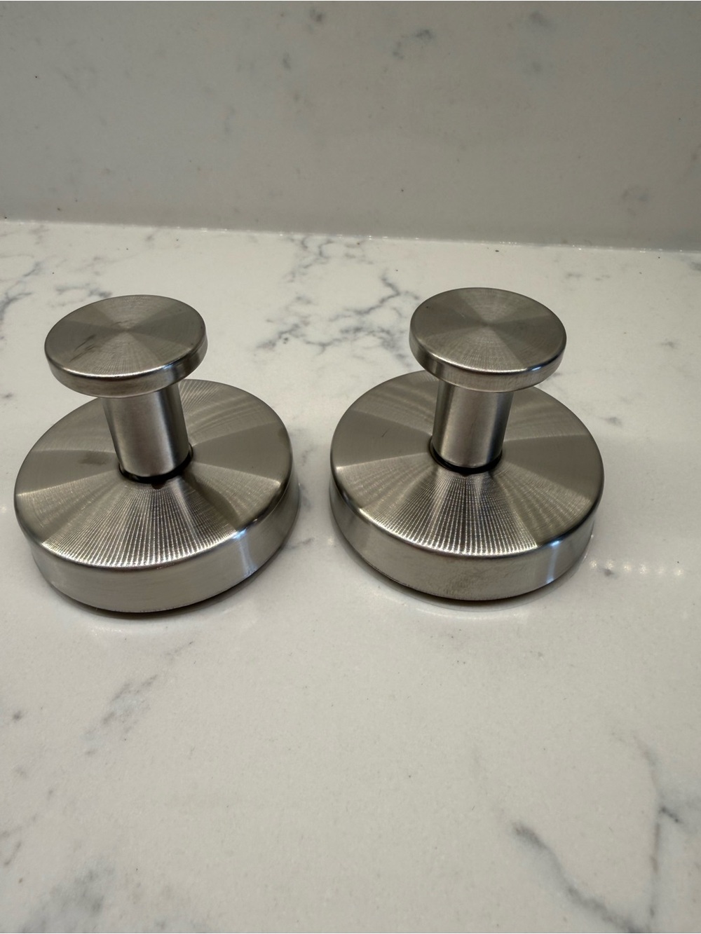 2-Pack Stainless Steel Suction Cup Hooks for Shower up to 15-lbs Towel Hooks